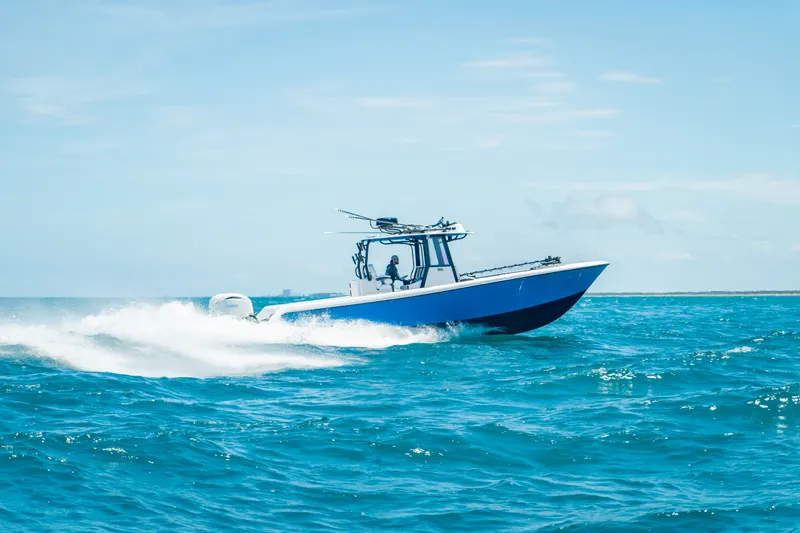 The Bluewater 36 running offshore